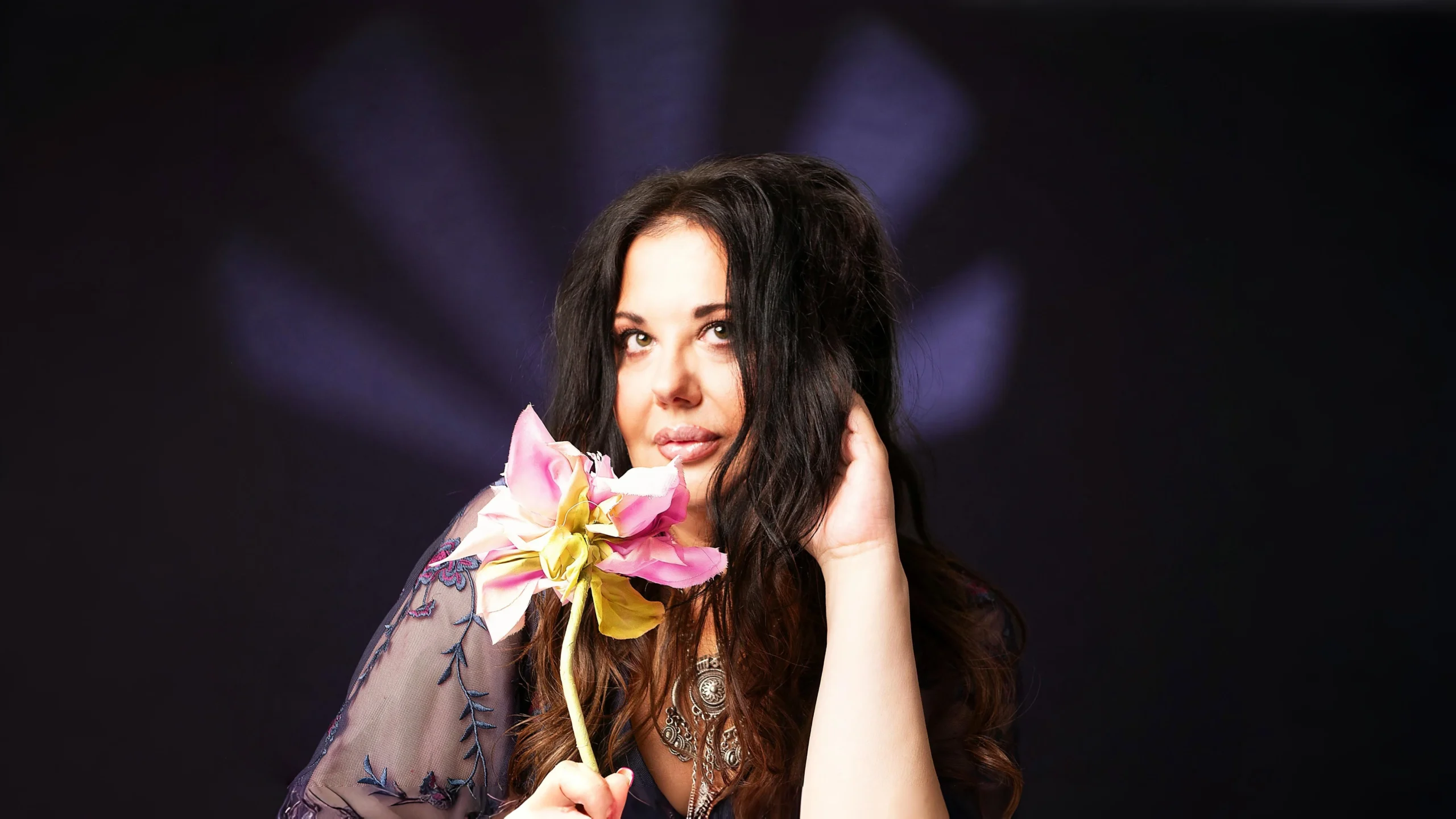 Maja Jaku Hero Image